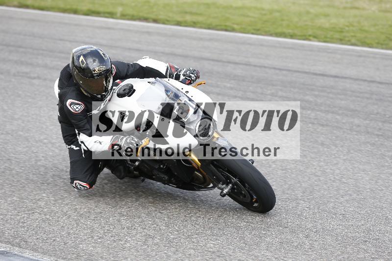 Archiv-2025/09 22.04.2025 Cornu Master School ADR/rot-rouge/31